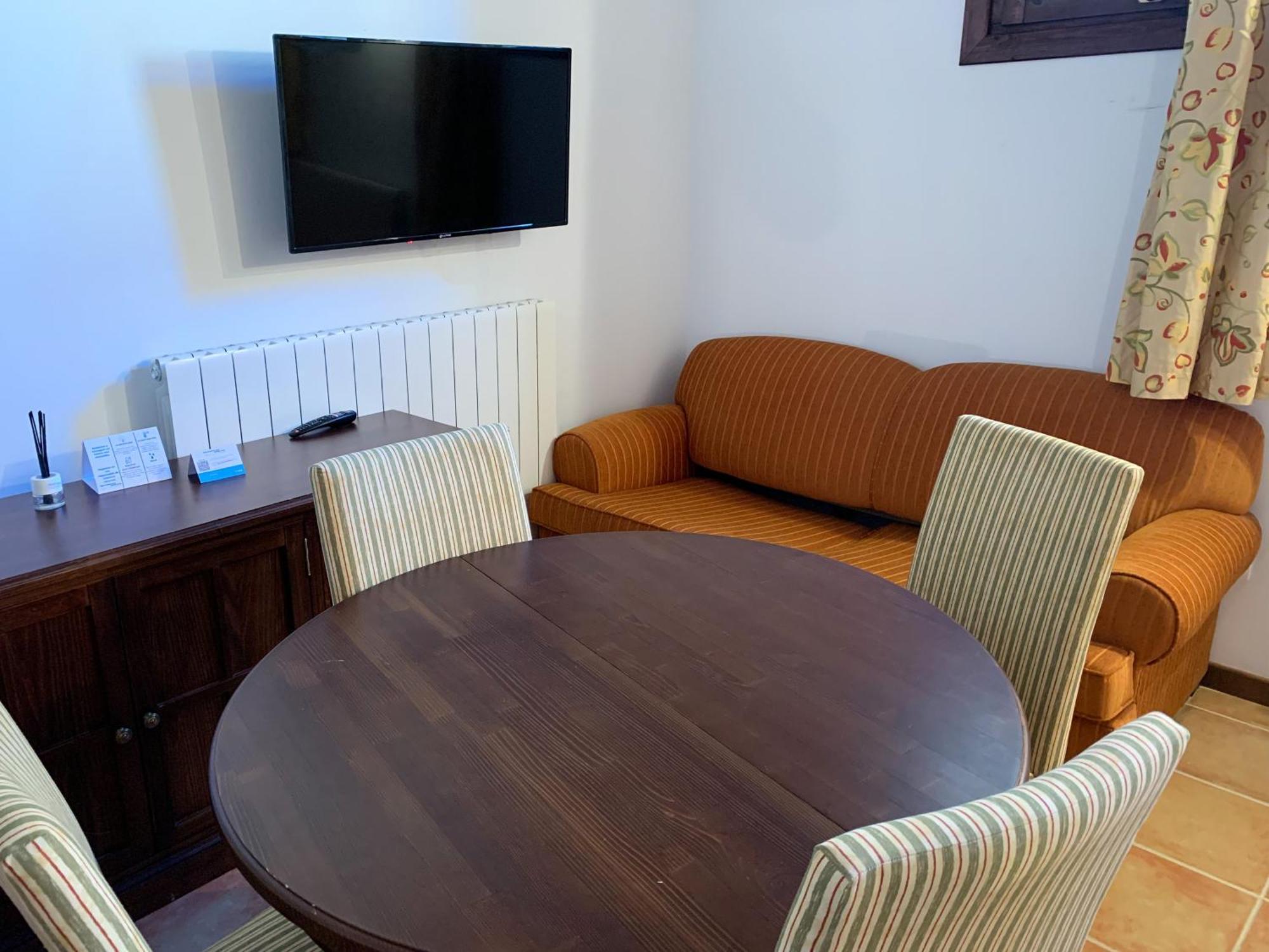 Apartamentos Jaca Mirador De Badaguas 3000 Bagian luar foto