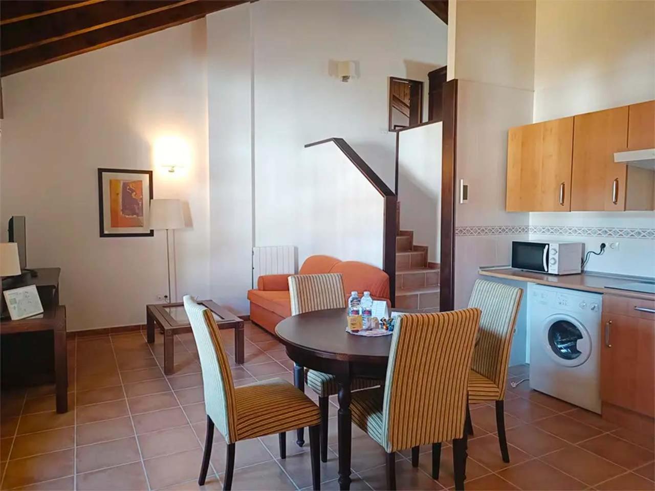 Apartamentos Jaca Mirador De Badaguas 3000 Bagian luar foto