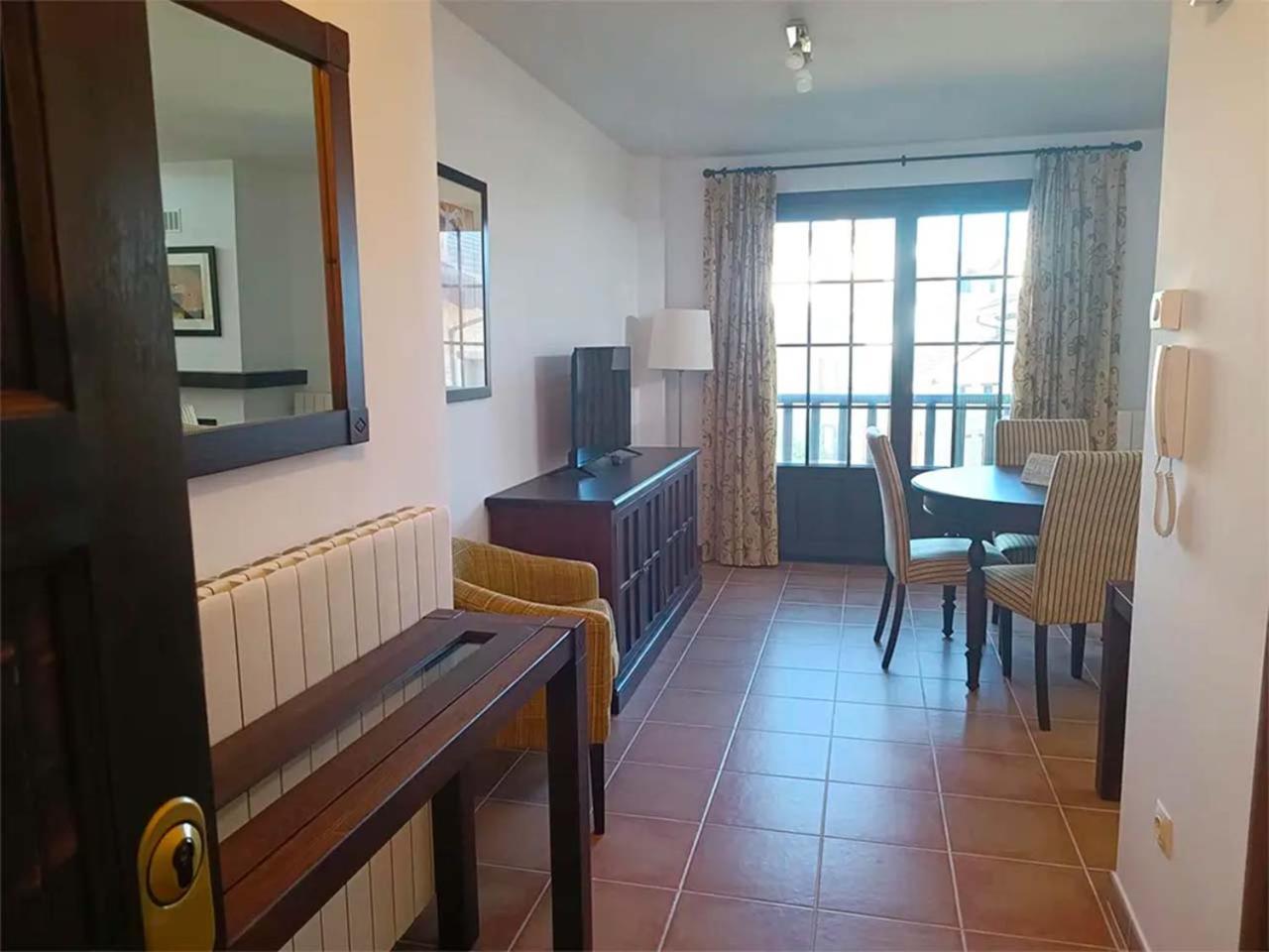 Apartamentos Jaca Mirador De Badaguas 3000 Bagian luar foto